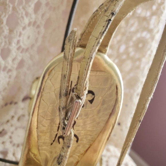 Sizzle gold Rhinestone - Picture 7 of 16